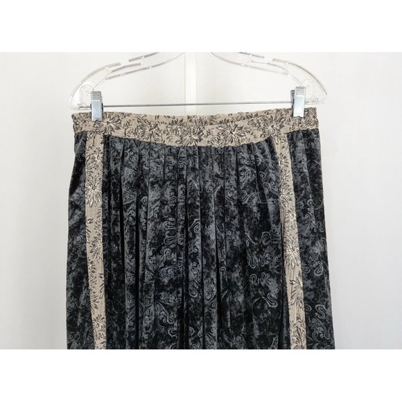 Donna Jessica 2 Pants Artsy Gray Velvet Tan Floral Trim Wide Leg Misses Size L - Picture 2 of 5